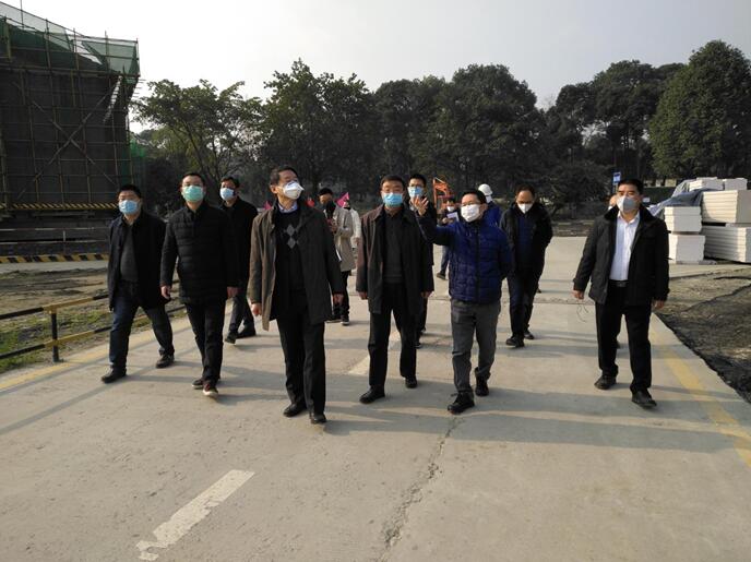 集团党委书记、董事长任丁率队 赴金牛宾馆检查工作