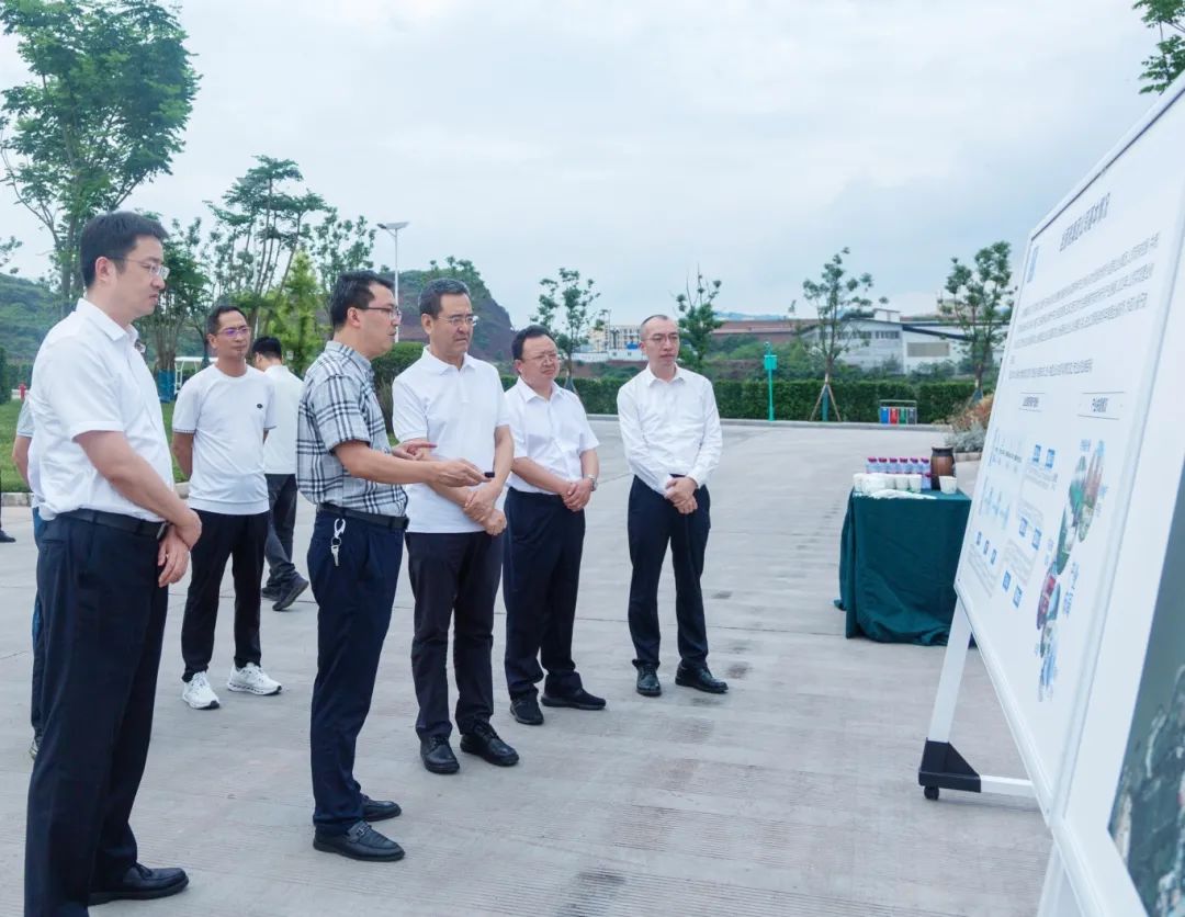 省国资委党委书记、主任冯文生赴宜宾调研国企改革深化提升行动工作并主持召开片区座谈会