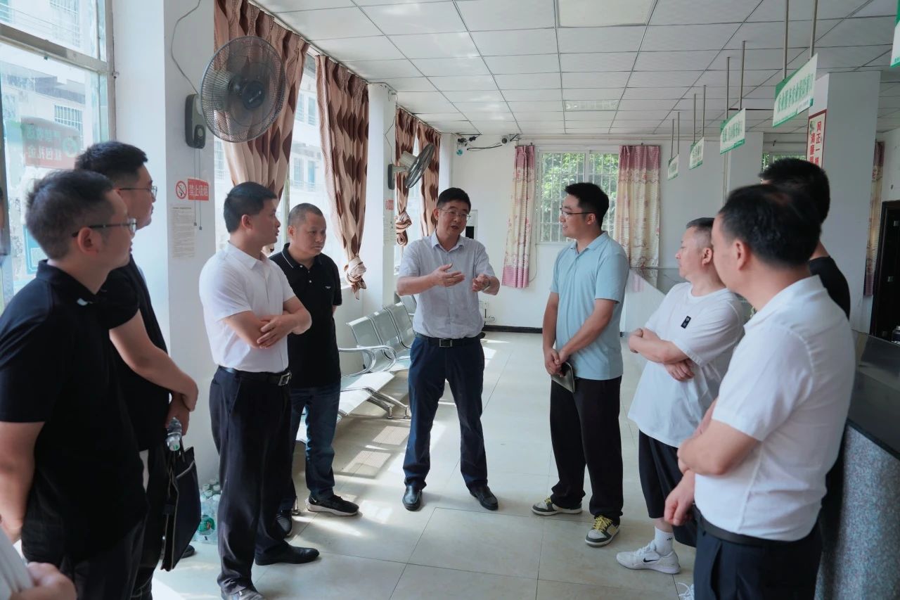 许东明赴南充市嘉陵区、巴中市通江县调研督导定点帮扶和托底性帮扶工作