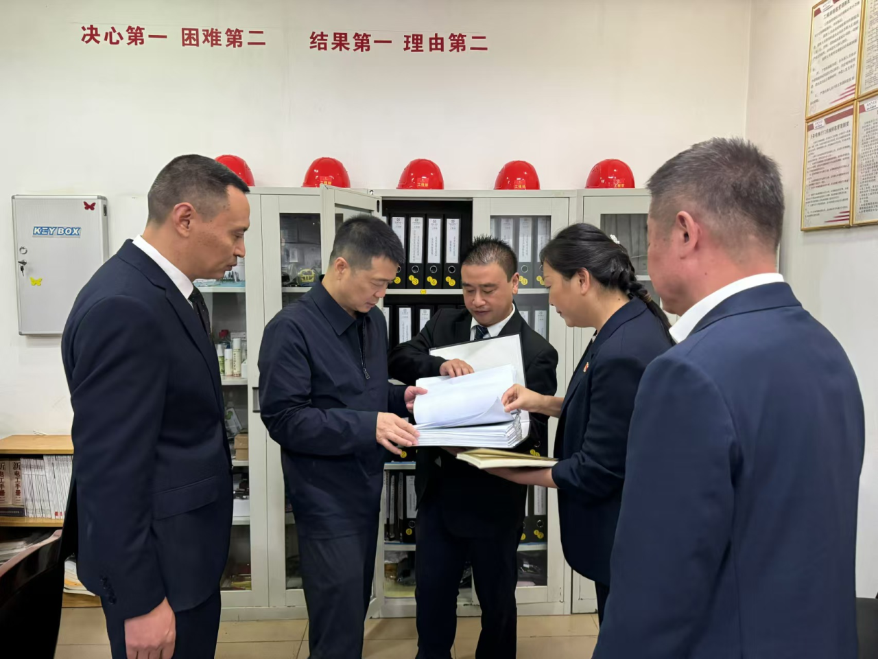 省尊龙凯时集团党委书记、董事长游勇国庆节期间调研督导旗下酒店经营及安全生产工作